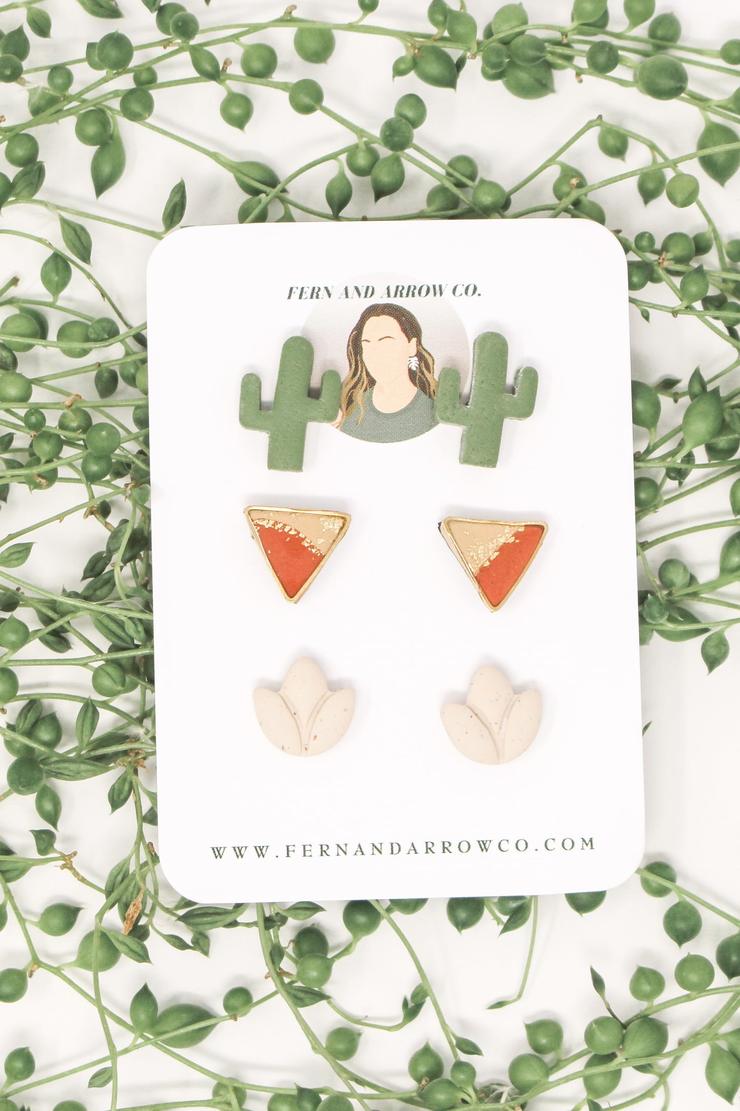 Cactus and sand stud pack