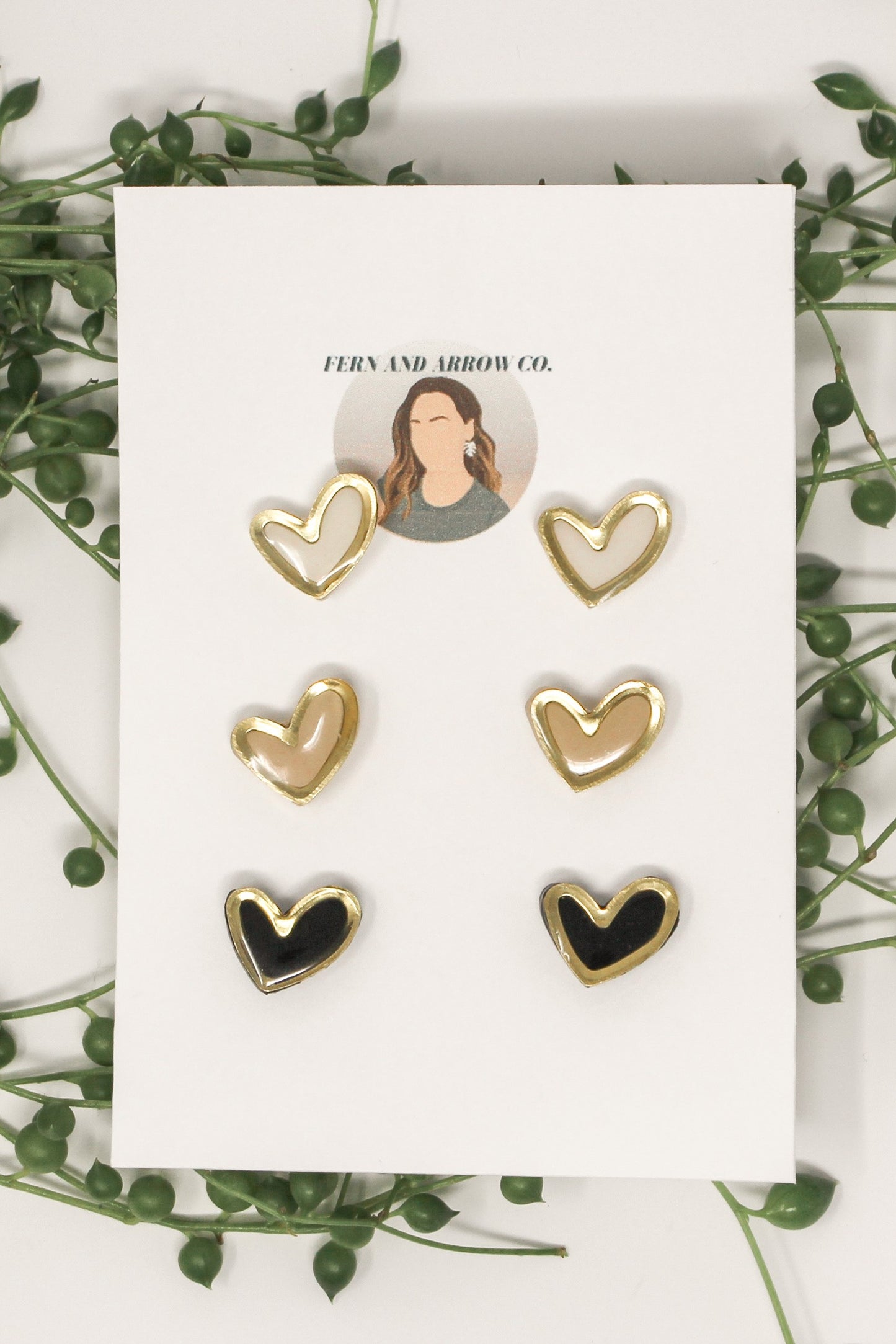 Neutral hearts stud pack